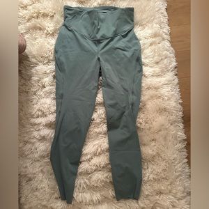 lululemon leggings. very light weight. like brand new
